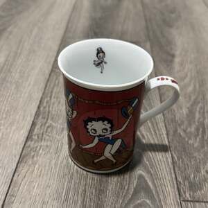 Betty Boop Lot 4 Collectors Mugs Danbury Mint Dance Skate Shop Hula